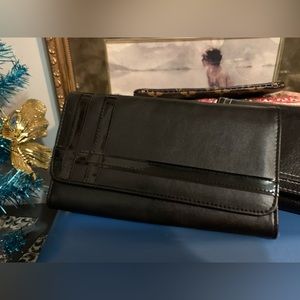2 black wallets!